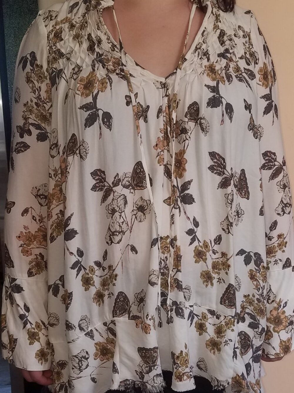 FreePeople Flower Butterfly Bohemian Tunic Blouse sz Sm with Smocking detail